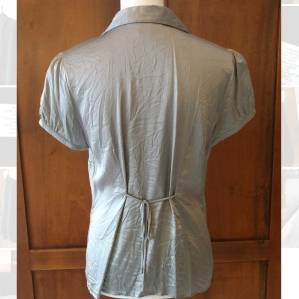 Dialogue Silk Ruffle Front Placket Peter Pan Collar Top, Silver Grey, [Size Sm] - Picture 5 of 5